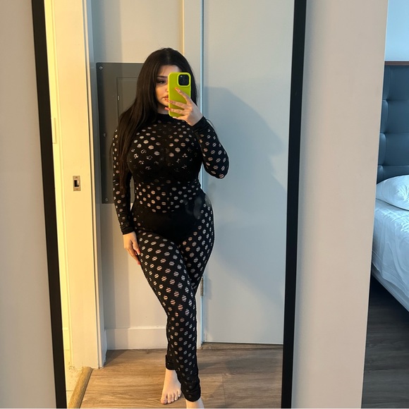 Jumpsuit - Picture 3 of 4